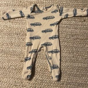 EUC my son only wore this 3x. We love Kate Quinn! High end clothes!